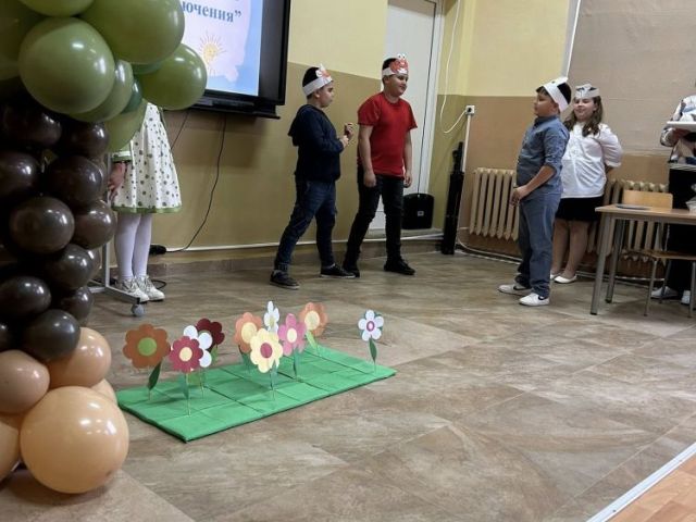Писателката Магда Борисова на гости на третокласници от ОУ „Цанко Церковски”