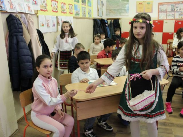 Второкласници гостуват в СУ „Св. св. Кирил и Методий” в град  Козлодуй