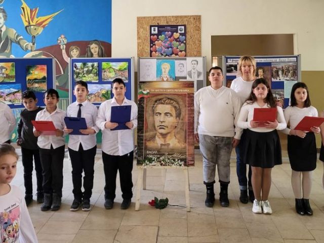Поклон пред Апостола на свободата