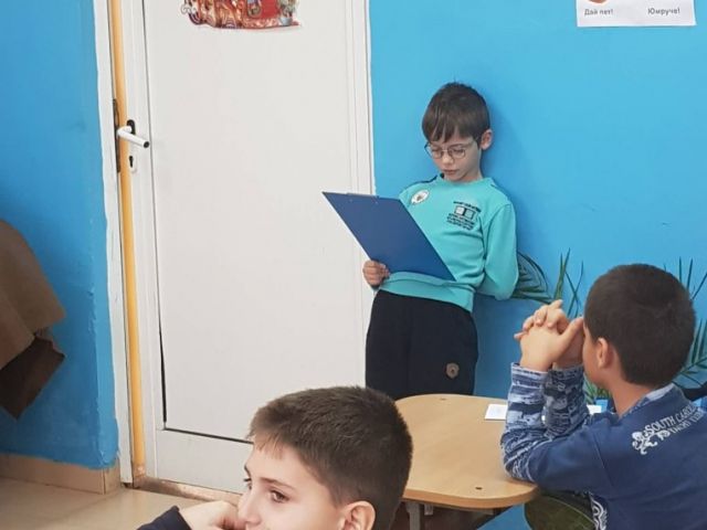 Коледен празник във IIб клас [23.12.2019]