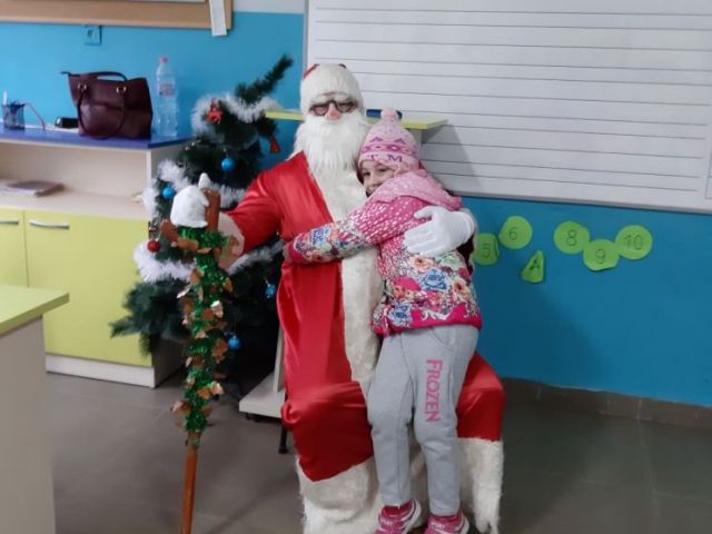 Коледни подаръци [23.12.2020]