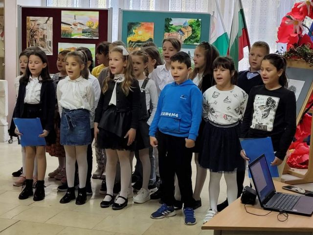 1 ноември - Ден на народните будители [07.11.2022]