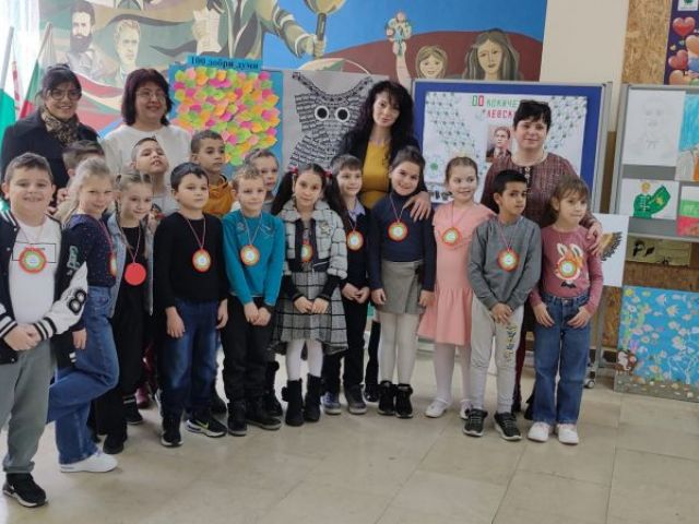100 дни на учениците от Iб клас в училище [22.02.2023]