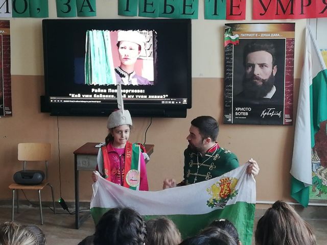Атрактивен час по родоучение в ОУ „Цанко Церковски“