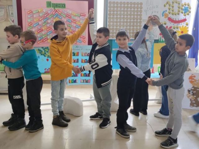100 дни на учениците от Iб клас в училище