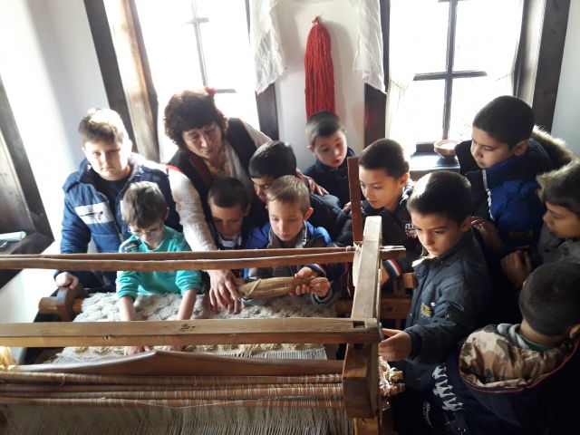 Урок по родолюбие във ІІб клас