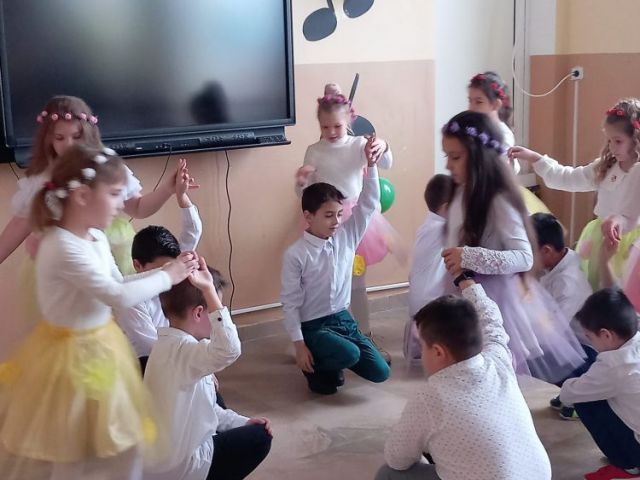 Светослав Лобошки, децата и музиката!